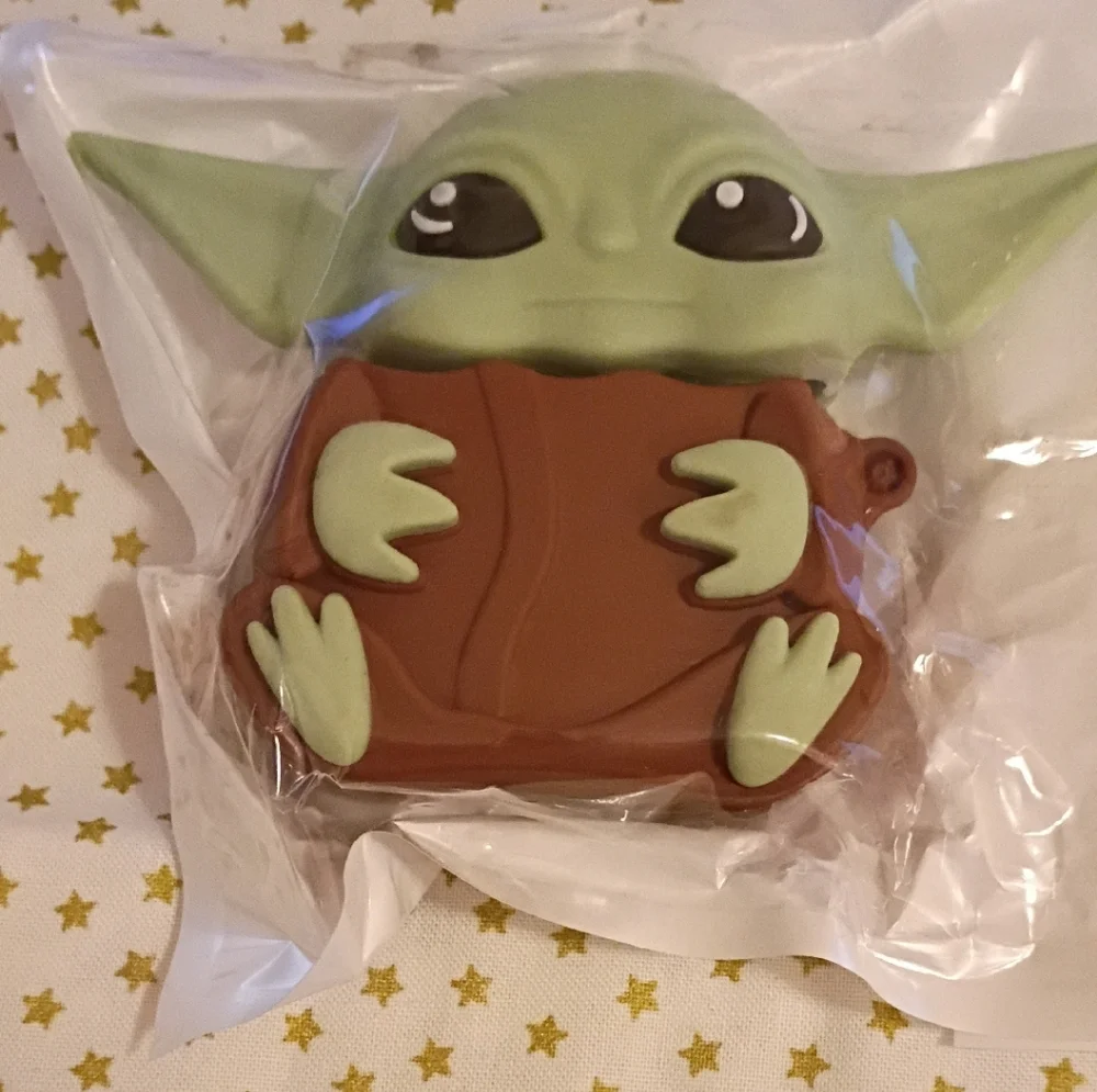 Green and Brown Baby Alien AirPods Case. Star Wars Yoda.